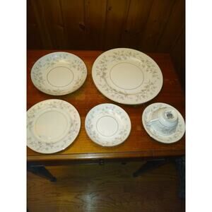 Citadel China Sybil 5 piece setting. Pink and Gray flowers. Vintage